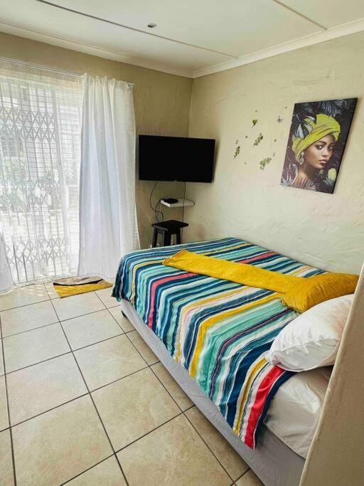 Homey Flatlet In Beacon Bay